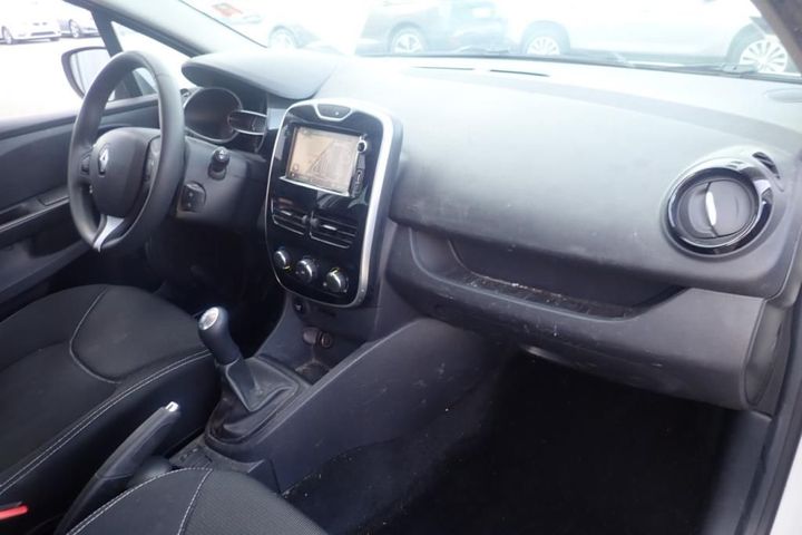 Photo 5 VIN: VF15RBF0A55113326 - RENAULT CLIO 5P SOCIETE (2 SEATS) 