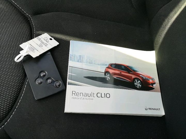 Photo 22 VIN: VF15RBF0A55135601 - RENAULT CLIO SOCIETE 