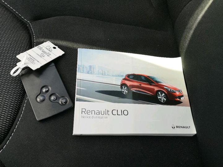 Photo 9 VIN: VF15RBF0A55135601 - RENAULT CLIO SOCIETE 