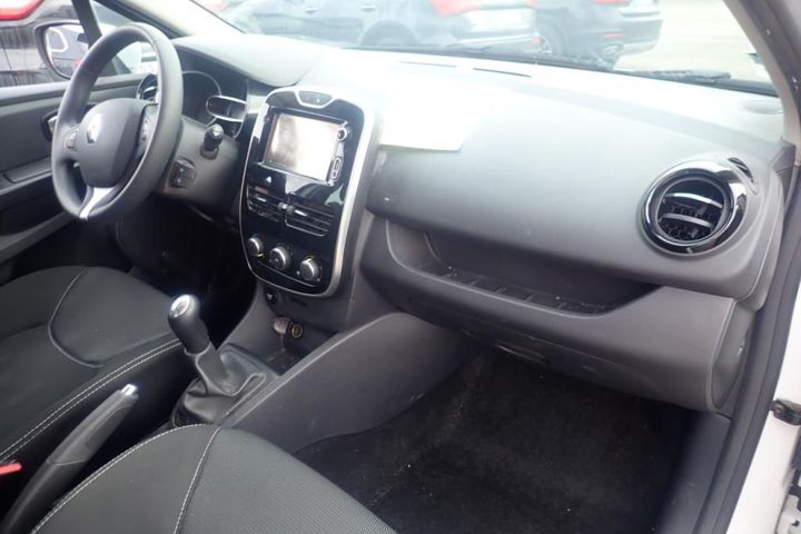 Photo 5 VIN: VF15RBF0A55423639 - RENAULT CLIO 5P SOCIETE (2 SEATS) 