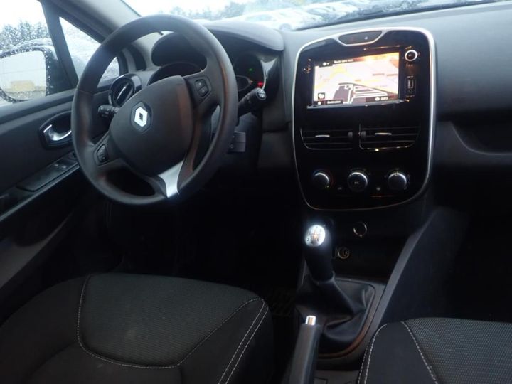 Photo 6 VIN: VF15RBF0A55563255 - RENAULT CLIO 5P SOCIETE (2 SEATS) 