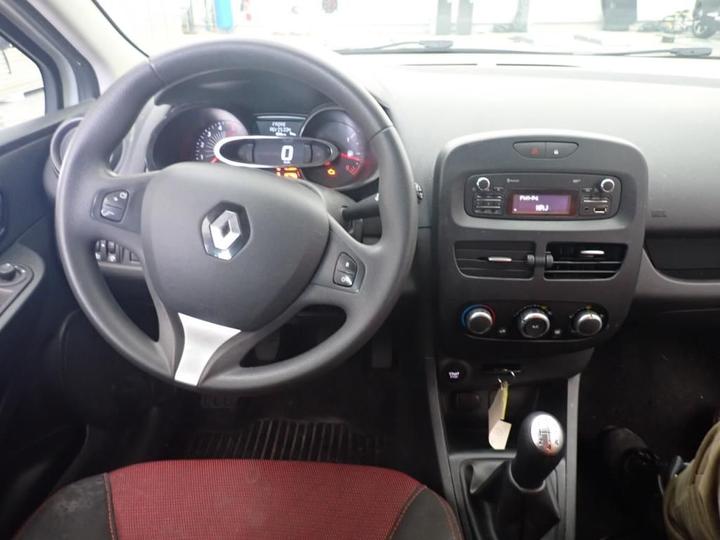 Photo 6 VIN: VF15RBF0A55566302 - RENAULT CLIO 5P SOCIETE (2 SEATS) 