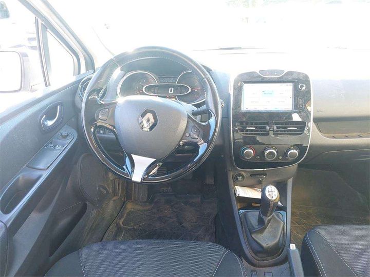 Photo 4 VIN: VF15RBF0A55702154 - RENAULT CLIO 