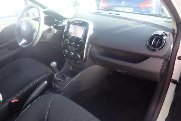 Photo 5 VIN: VF15RBF0A55741806 - RENAULT CLIO 5P SOCIETE (2 SEATS) 