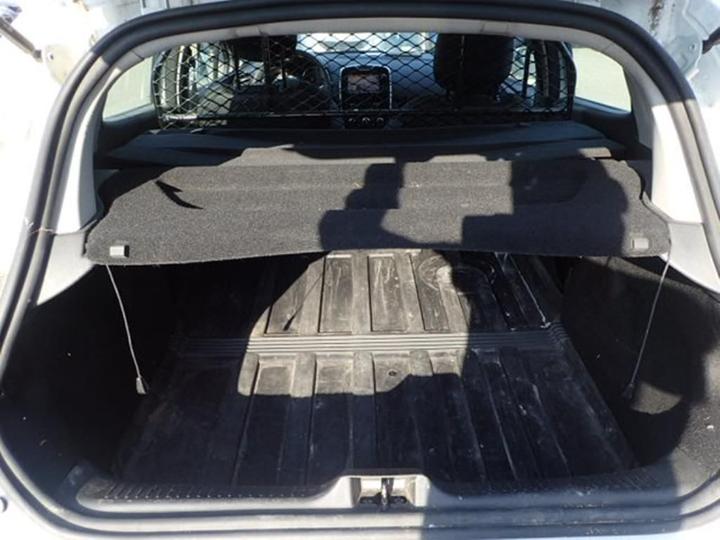 Photo 3 VIN: VF15RBF0A55749896 - RENAULT CLIO 5P SOCIETE (2 SEATS) 