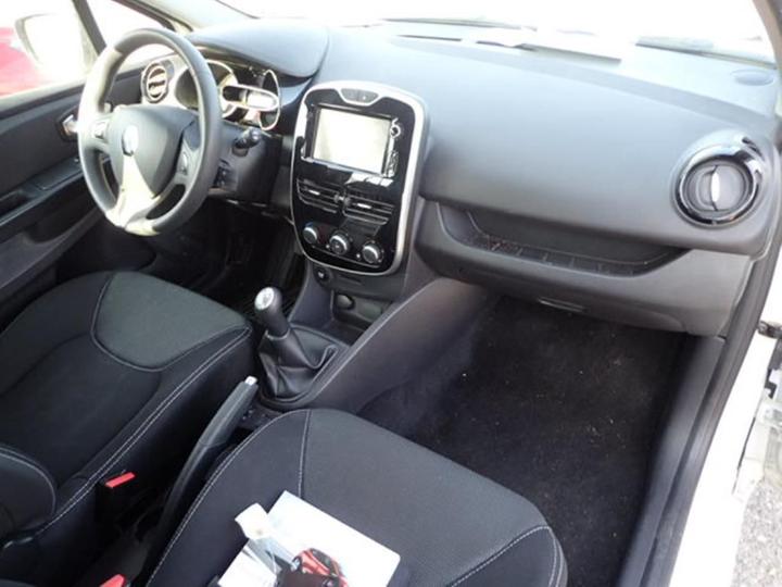 Photo 5 VIN: VF15RBF0A55749896 - RENAULT CLIO 5P SOCIETE (2 SEATS) 