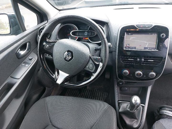 Photo 5 VIN: VF15RBF0A55752538 - RENAULT CLIO 