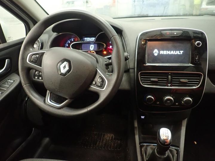 Photo 6 VIN: VF15RBF0A56211580 - RENAULT CLIO 5P SOCIETE (2 SEATS) 