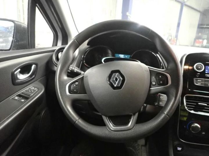 Photo 9 VIN: VF15RBF0A56214202 - RENAULT CLIO 5P SOCIETE (2 SEATS) 