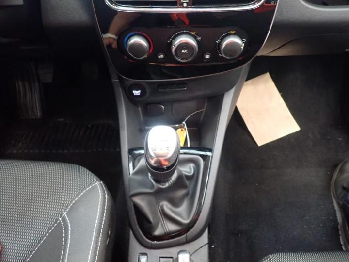 Photo 9 VIN: VF15RBF0A56454645 - RENAULT CLIO 5P SOCIETE (2 SEATS) 