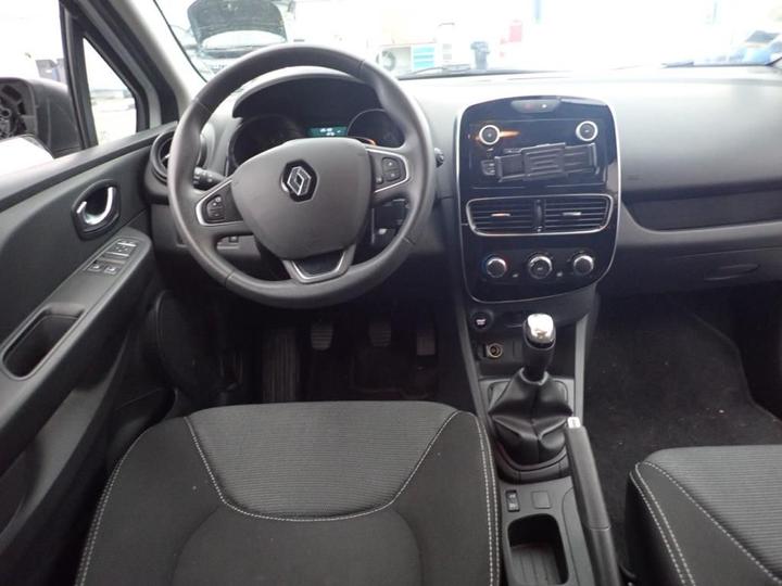 Photo 6 VIN: VF15RBF0A56756951 - RENAULT CLIO 5P SOCIETE (2 SEATS) 