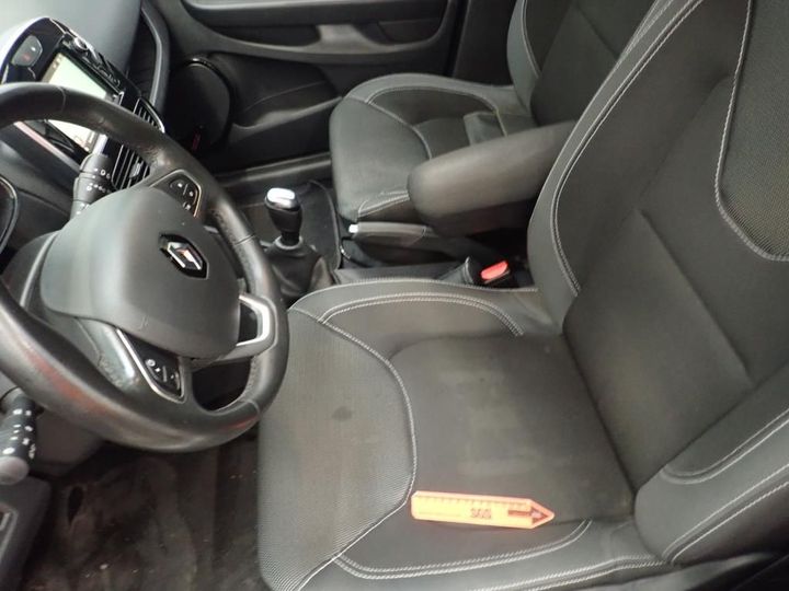 Photo 29 VIN: VF15RBF0A56772646 - RENAULT CLIO REV 