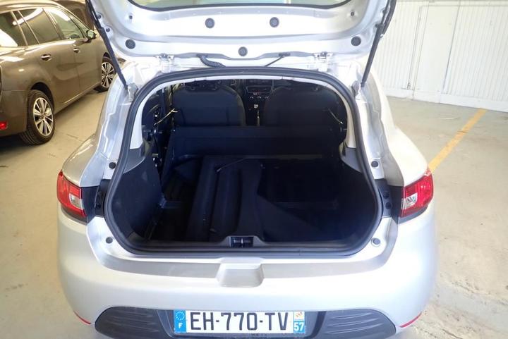 Photo 3 VIN: VF15RBF0A56897796 - RENAULT CLIO 5P SOCIETE (2 SEATS) 