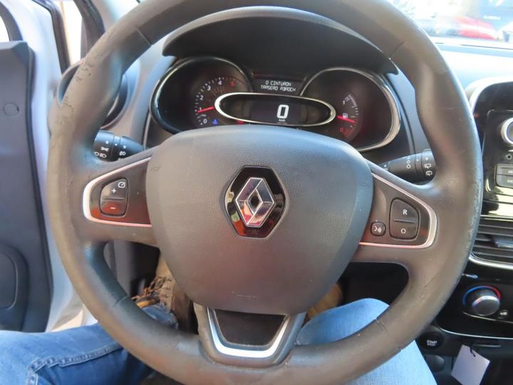 Photo 18 VIN: VF15RBF0A56993793 - RENAULT CLIO 