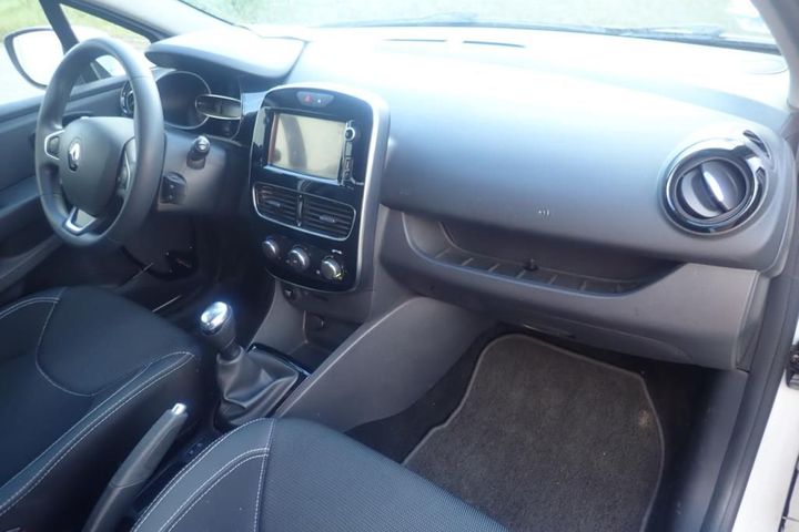 Photo 5 VIN: VF15RBF0A57126928 - RENAULT CLIO 5P SOCIETE (2 SEATS) 