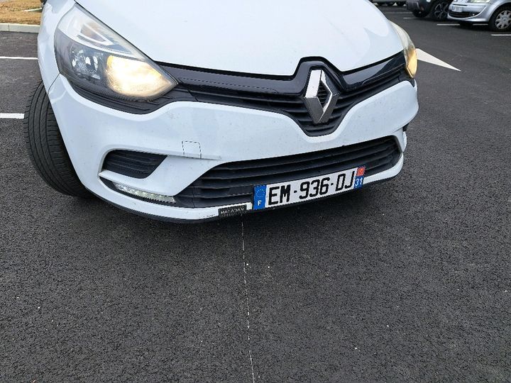 Photo 27 VIN: VF15RBF0A57271827 - RENAULT CLIO SOCIETE 