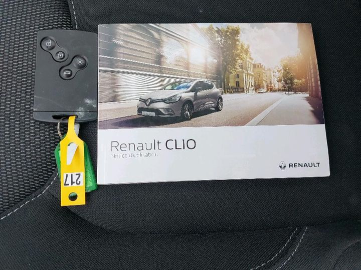 Photo 20 VIN: VF15RBF0A57469870 - RENAULT CLIO 