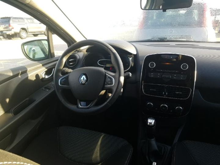 Photo 10 VIN: VF15RBF0A57545753 - RENAULT CLIO 