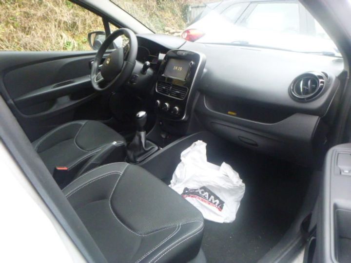 Photo 7 VIN: VF15RBF0A57605853 - RENAULT CLIO 5P SOCIETE (2 SEATS) 