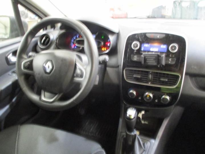 Photo 7 VIN: VF15RBF0A57727442 - RENAULT CLIO 5P SOCIETE (2 SEATS) 