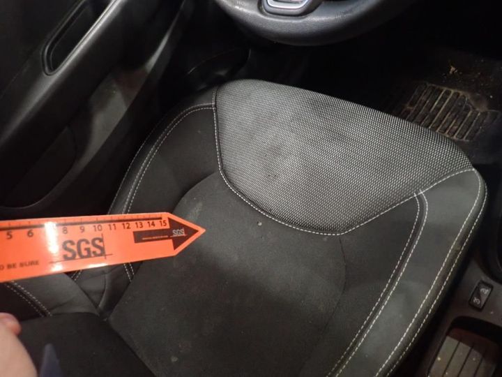 Photo 26 VIN: VF15RBF0A57811999 - RENAULT CLIO 5P SOCIETE (2 SEATS) 