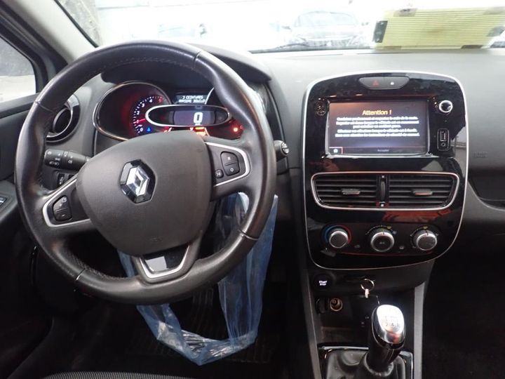 Photo 29 VIN: VF15RBF0A57859990 - RENAULT CLIO REV 