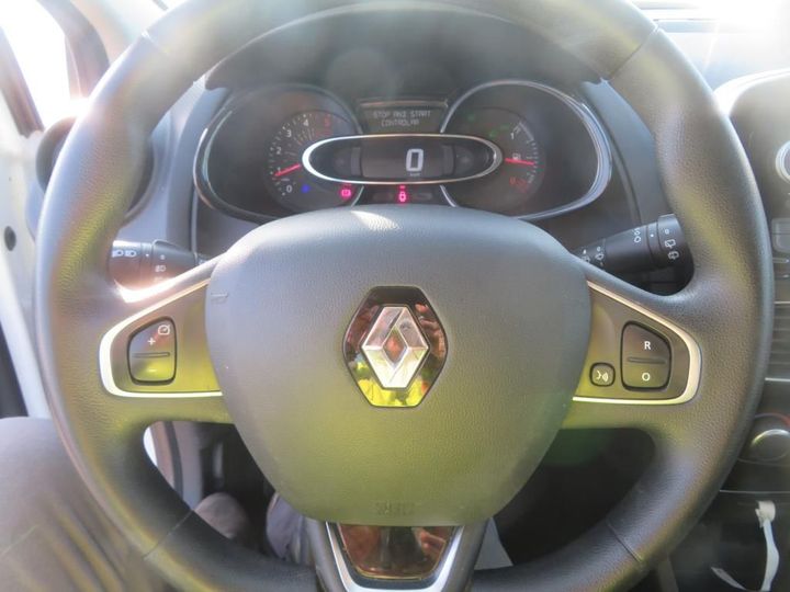 Photo 21 VIN: VF15RBF0A58008004 - RENAULT CLIO 