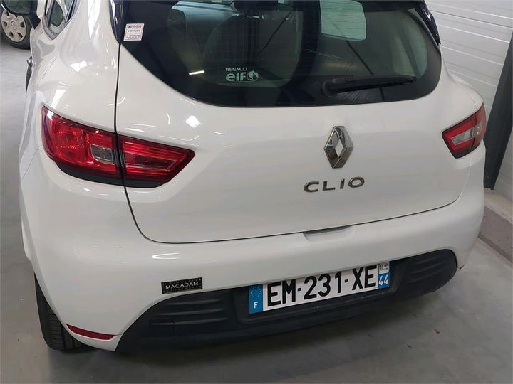 Photo 15 VIN: VF15RBF0A58033297 - RENAULT CLIO SOCIETE 