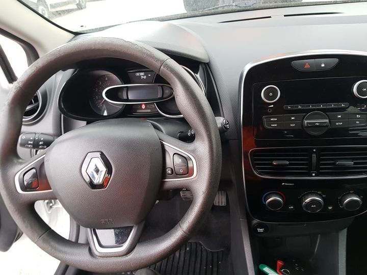 Photo 7 VIN: VF15RBF0A58378519 - RENAULT CLIO 