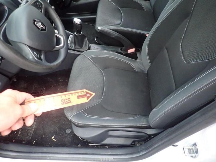 Photo 27 VIN: VF15RBF0A58515357 - RENAULT CLIO SOCIT 