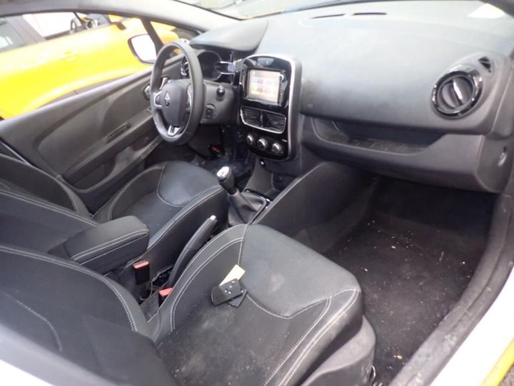 Photo 5 VIN: VF15RBF0A58592476 - RENAULT CLIO 5P 