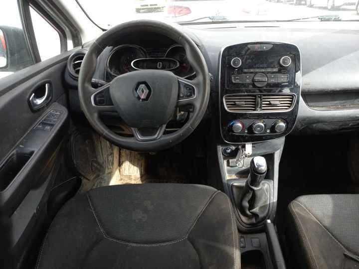 Photo 3 VIN: VF15RBF0A58621042 - RENAULT CLIO 