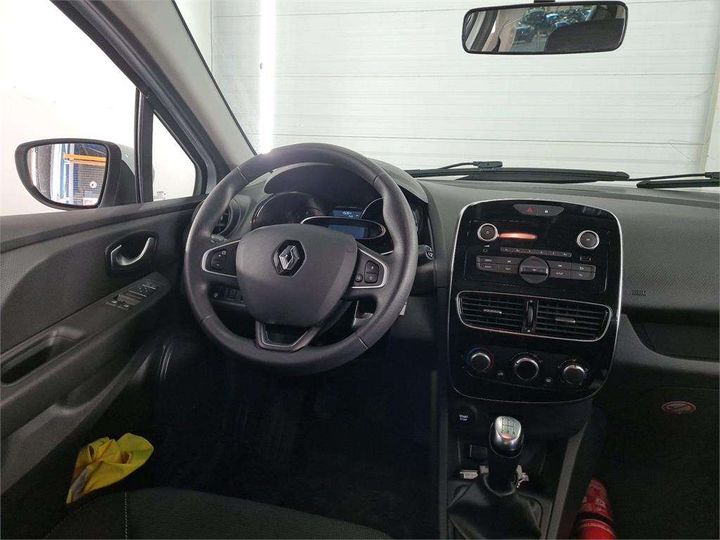 Photo 3 VIN: VF15RBF0A58747158 - RENAULT CLIO 