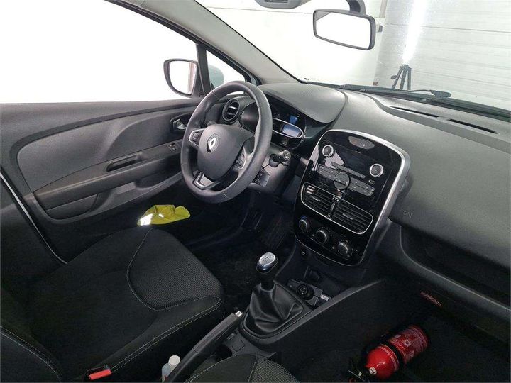 Photo 5 VIN: VF15RBF0A58747158 - RENAULT CLIO 