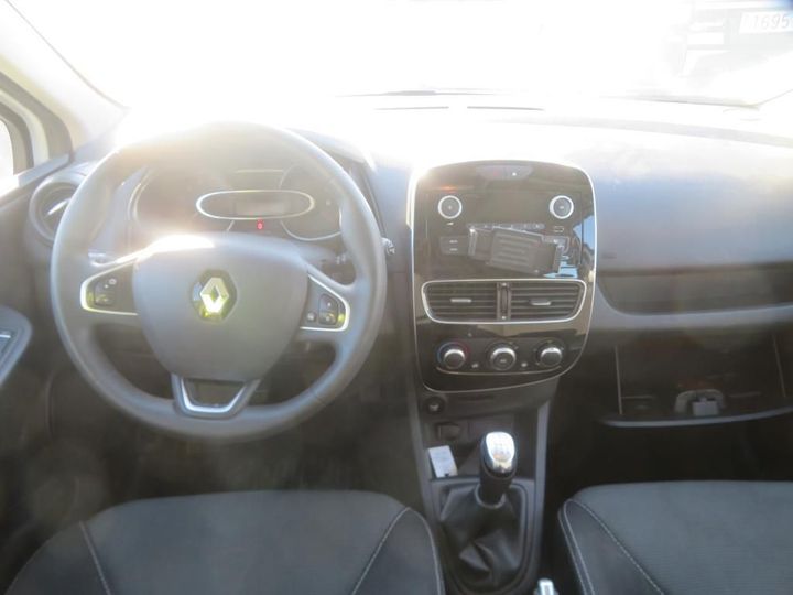 Photo 3 VIN: VF15RBF0A58796311 - RENAULT CLIO 