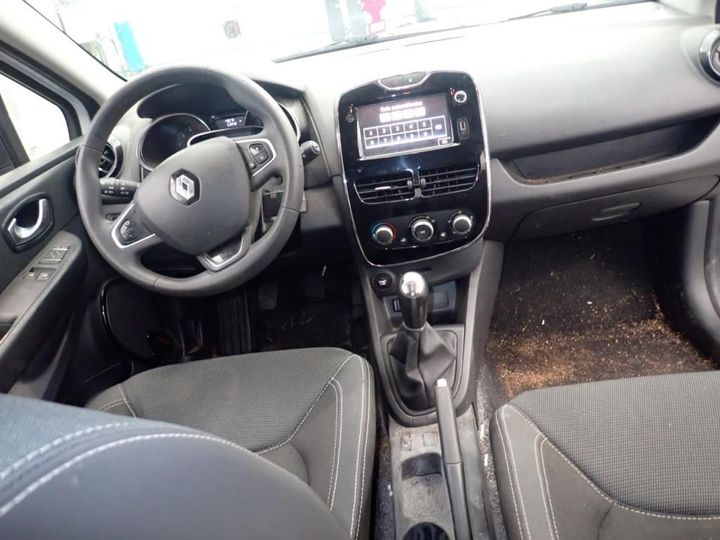 Photo 6 VIN: VF15RBF0A58802385 - RENAULT CLIO 5P SOCIETE (2 SEATS) 