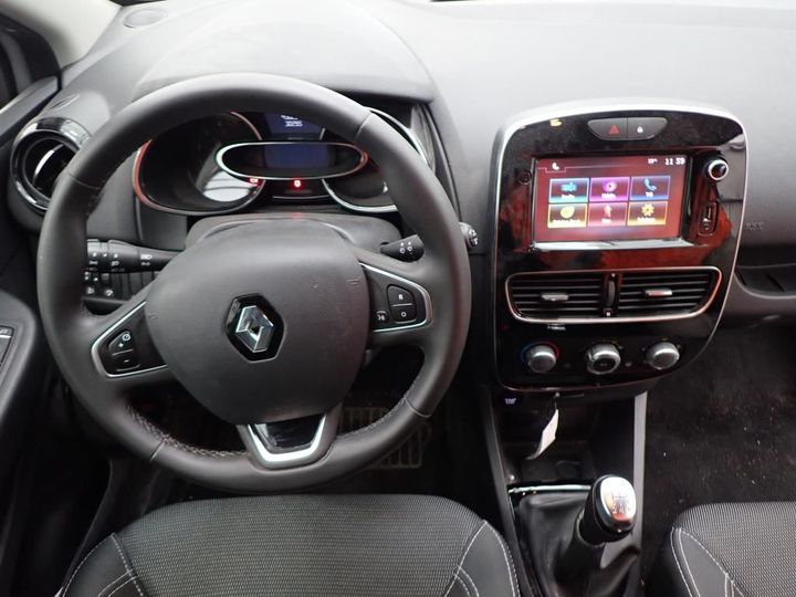 Photo 5 VIN: VF15RBF0A59183107 - RENAULT CLIO REV 