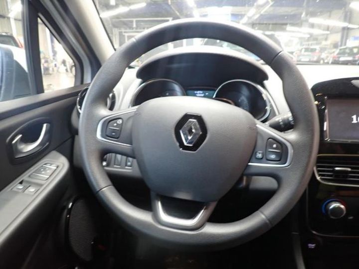 Photo 8 VIN: VF15RBF0A59457048 - RENAULT CLIO SOCIETE 