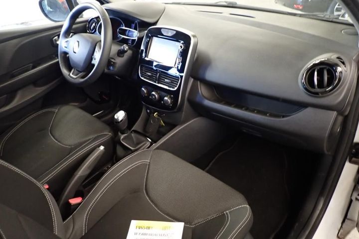 Photo 6 VIN: VF15RBF0A59734353 - RENAULT CLIO 5P SOCIETE (2 SEATS) 