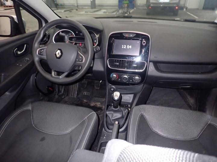 Photo 6 VIN: VF15RBF0A59935889 - RENAULT CLIO 5P 