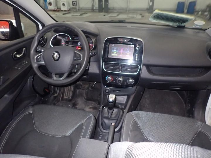 Photo 6 VIN: VF15RBF0A59935992 - RENAULT CLIO 5P 