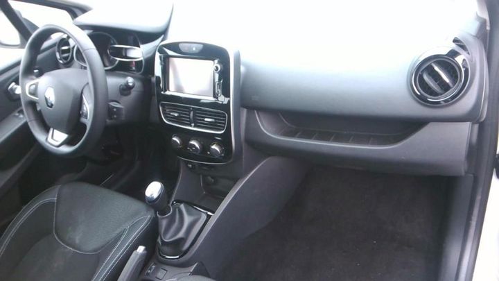 Photo 6 VIN: VF15RBF0A59976606 - RENAULT CLIO 5P SOCIETE (2 SEATS) 