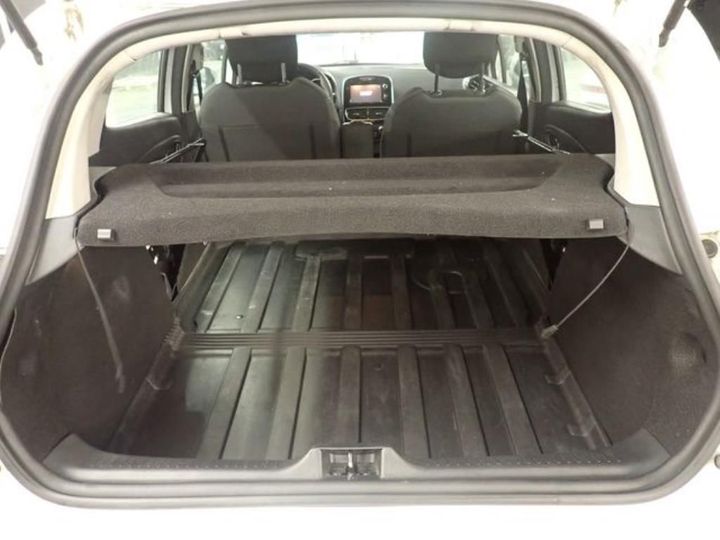 Photo 3 VIN: VF15RBF0A60068073 - RENAULT CLIO 5P SOCIETE (2 SEATS) 