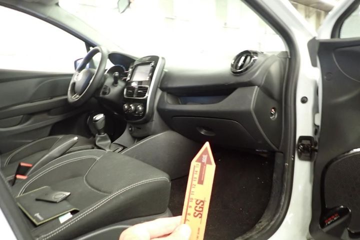 Photo 22 VIN: VF15RBF0A60205489 - RENAULT CLIO SOCIT 