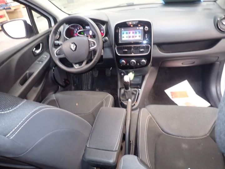 Photo 6 VIN: VF15RBF0A60205548 - RENAULT CLIO 5P SOCIETE (2 SEATS) 