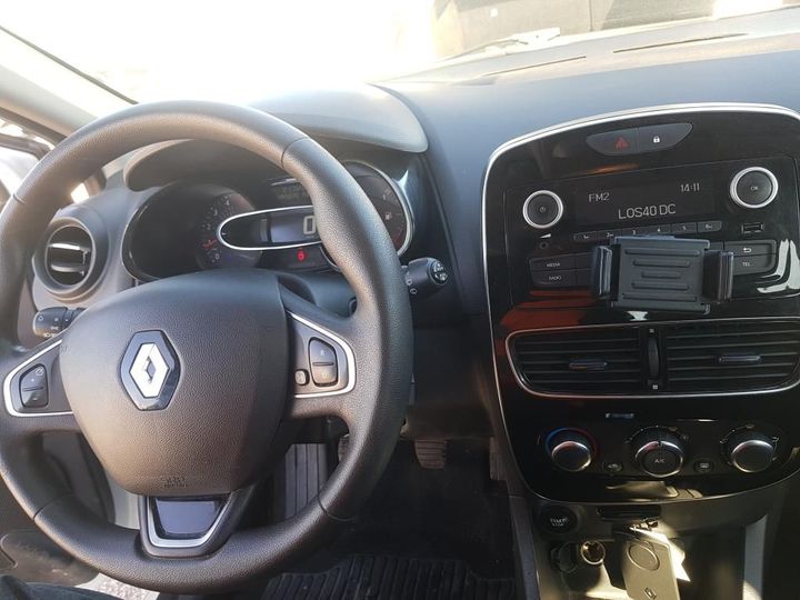 Photo 15 VIN: VF15RBF0A60690435 - RENAULT CLIO 