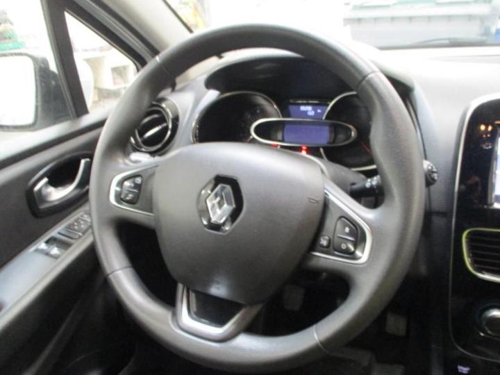 Photo 11 VIN: VF15RBF0A60714458 - RENAULT CLIO 5P SOCIETE (2 SEATS) 