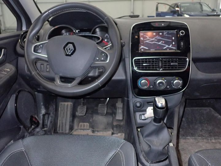 Photo 5 VIN: VF15RBF0A60804564 - RENAULT CLIO 5P SOCIETE (2 SEATS) 