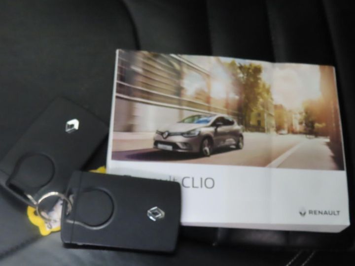 Photo 9 VIN: VF15RBU0C59755840 - RENAULT CLIO 