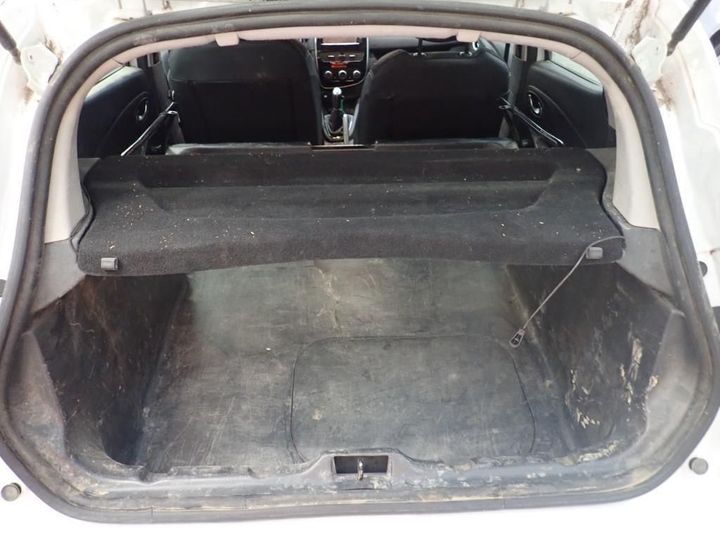 Photo 3 VIN: VF15RJL0H53727620 - RENAULT CLIO 5P SOCIETE (2 SEATS) 